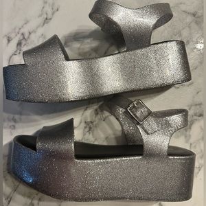 Melissa metallic silver platform